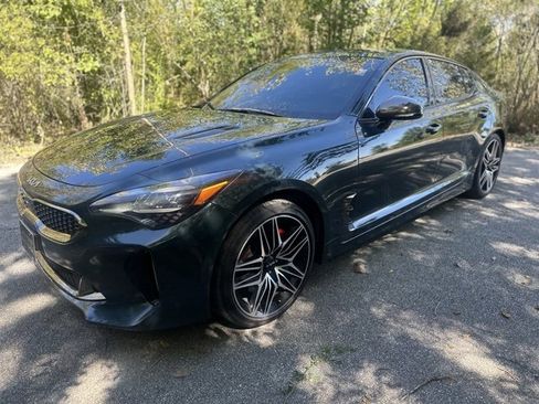 Used 2022 Kia Stinger GT1 image 1