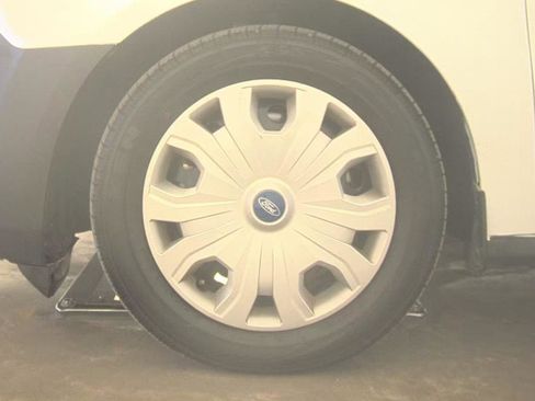 Used 2020 Ford Transit Connect XL image 2