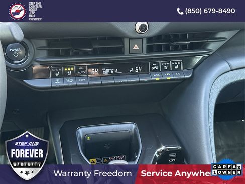 Used 2025 Toyota Crown XLE image 24