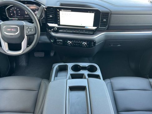 Used 2026 GMC Sierra 1500 SLT RWD image 18