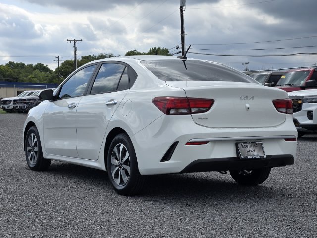 Used 2022 Kia Rio S w/ Technology Package FWD image 5