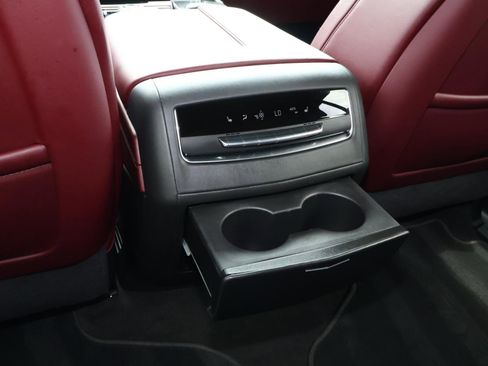 Used 2025 Cadillac Escalade Premium Luxury RWD image 19