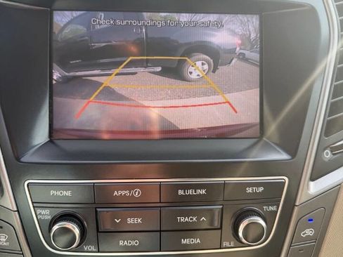 Used 2017 Hyundai Santa Fe SE w/ Cargo Package image 20