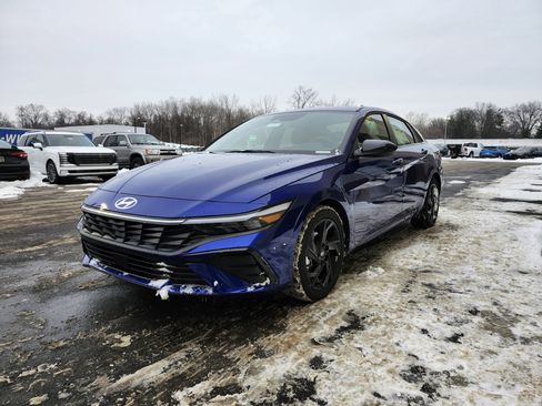New 2026 Hyundai Elantra SEL Sport FWD image 20