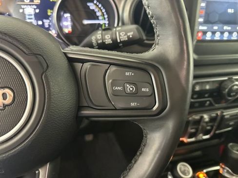 Used 2023 Jeep Wrangler Unlimited w/ Cold Weather Group AWD/4WD image 16