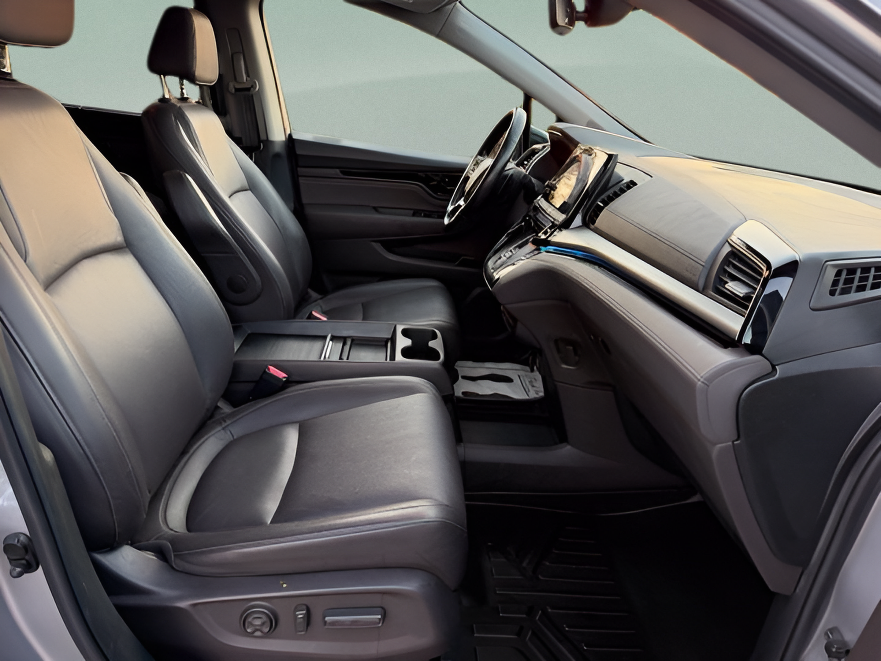 Used 2022 Honda Odyssey Touring image 27