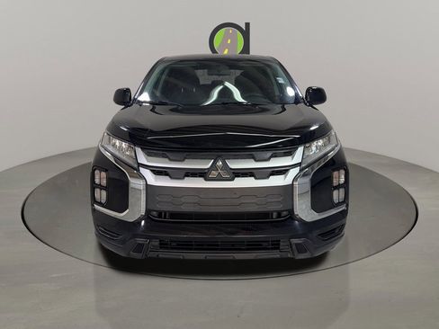 Used 2020 Mitsubishi Outlander Sport ES image 2