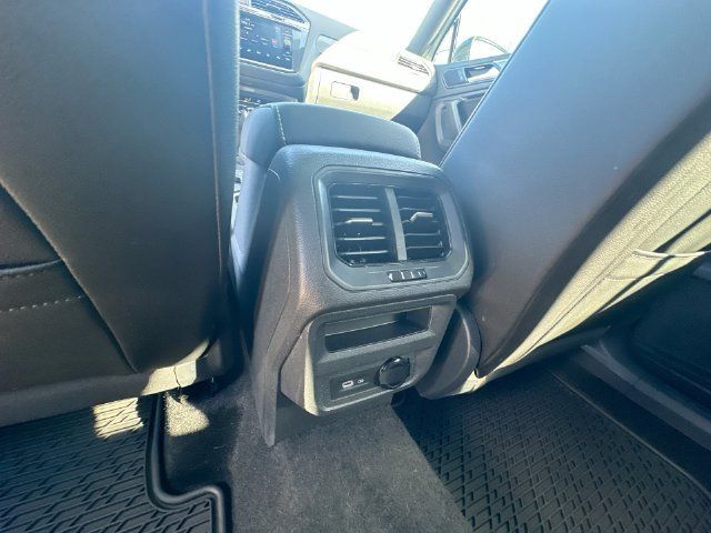 Used 2023 Volkswagen Tiguan SE R-Line AWD/4WD image 25