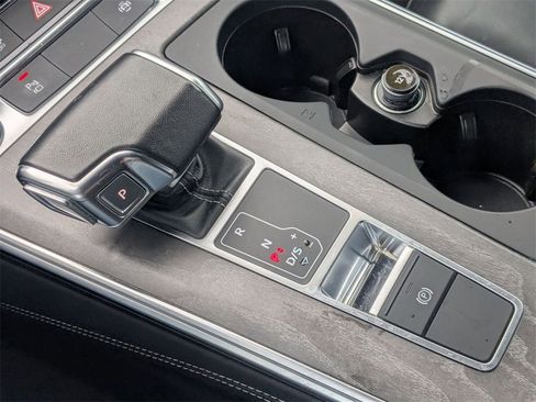 Used 2024 Audi A6 Premium Plus image 14