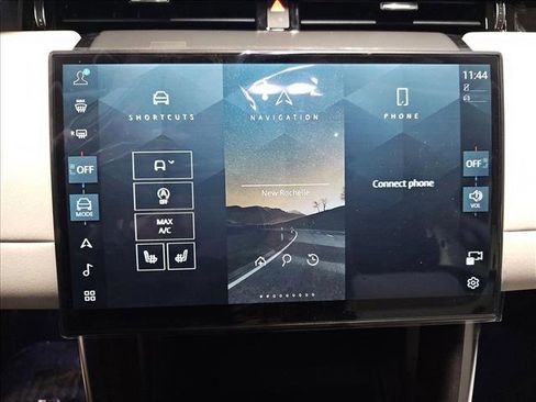 New 2025 Land Rover Discovery Sport S image 23