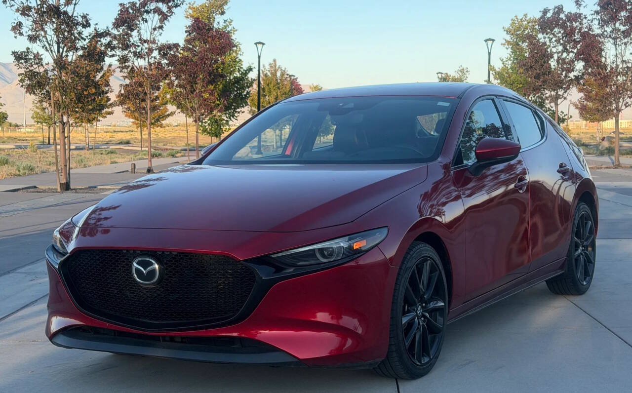 Used 2019 MAZDA MAZDA3 AWD Hatchback w/ Premium Pkg image 1