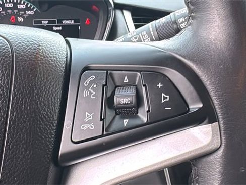 Used 2021 Chevrolet Trax LT w/ Driver Confidence Package image 20