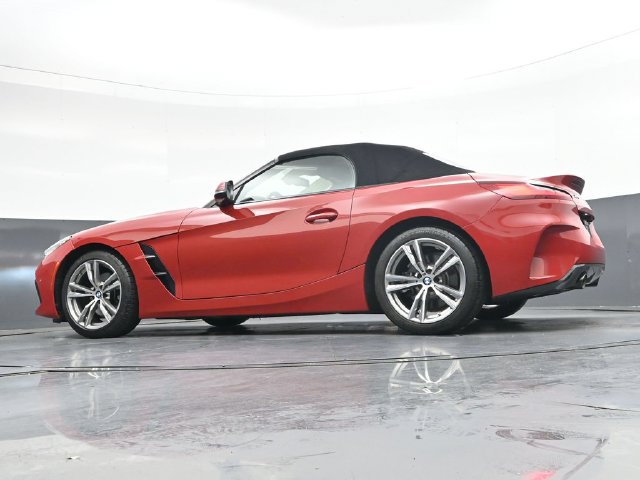 Used 2019 BMW Z4 sDrive30i w/ M Sport Package RWD image 33