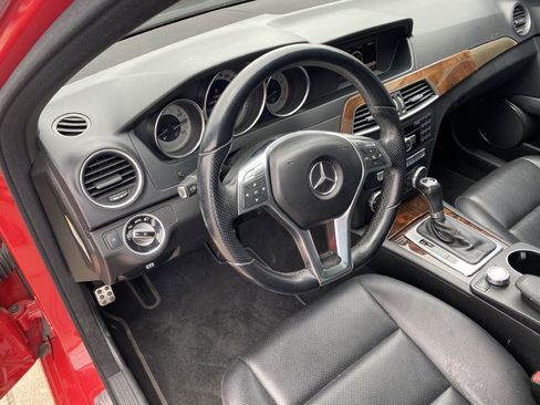 Used 2014 Mercedes-Benz C 250 Sedan image 16