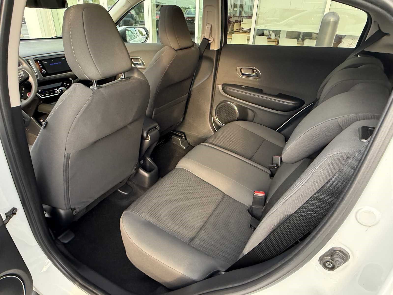 Used 2022 Honda HR-V EX image 16