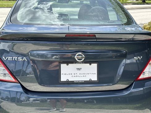 Used 2017 Nissan Versa SV FWD image 10
