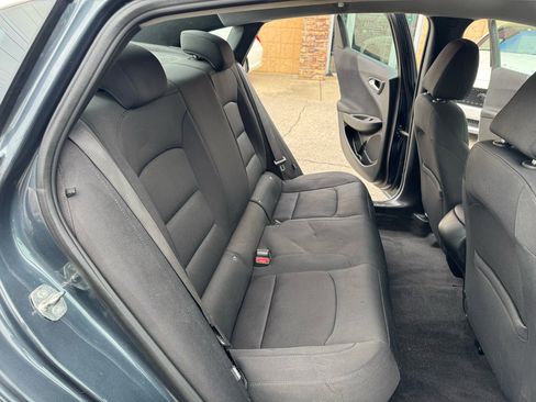 Used 2021 Chevrolet Malibu LS image 21