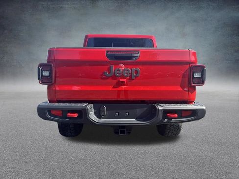 Used 2025 Jeep Gladiator Rubicon w/ Convenience Group AWD/4WD image 7