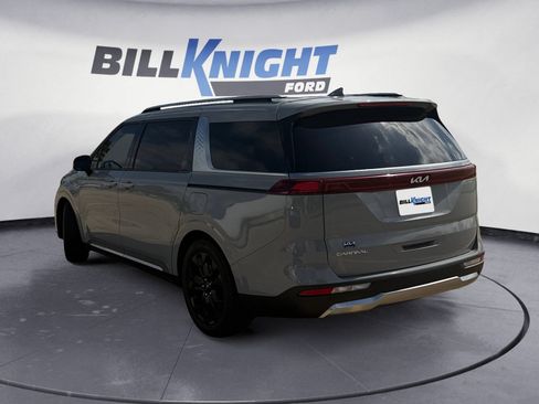 Used 2024 Kia Carnival SX Prestige FWD image 3