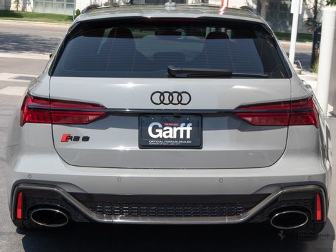 Used 2021 Audi RS 6 w/ Carbon Optic Package AWD/4WD image 4