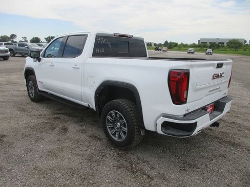 New 2026 GMC Sierra 1500 AT4 w/ AT4 Premium Package AWD/4WD image 10