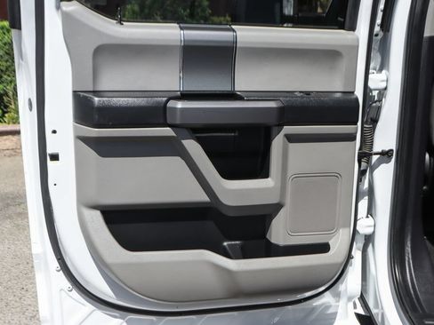 Used 2019 Ford F450 XLT w/ XLT Premium Package AWD/4WD image 35