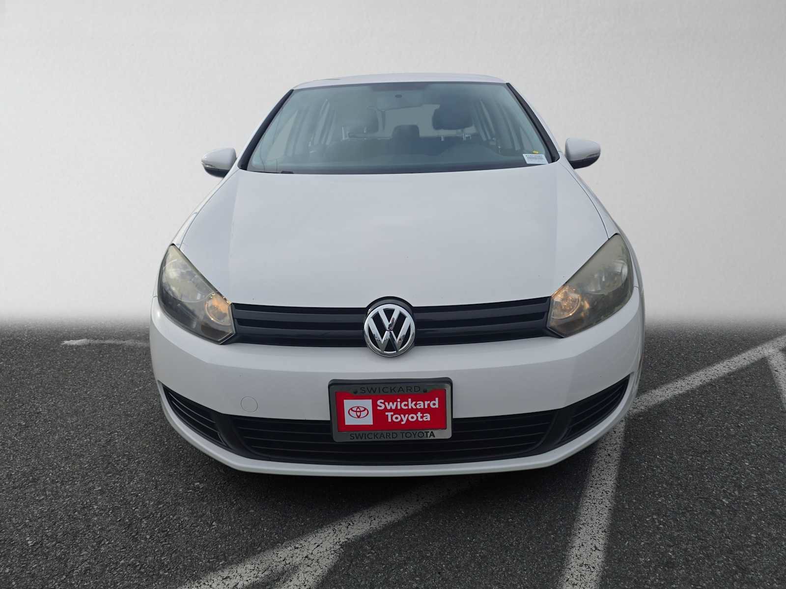 Used 2012 Volkswagen Golf 4-Door FWD image 8