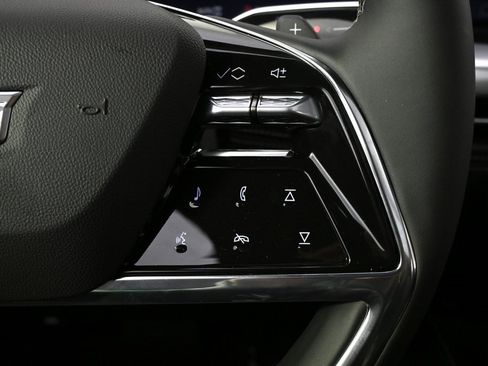 New 2026 Cadillac Escalade ESV Sport image 35