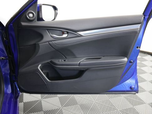 Used 2016 Honda Civic Touring image 25