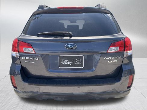 Used 2013 Subaru Outback 2.5i Premium w/ All-Weather Pkg AWD/4WD image 7