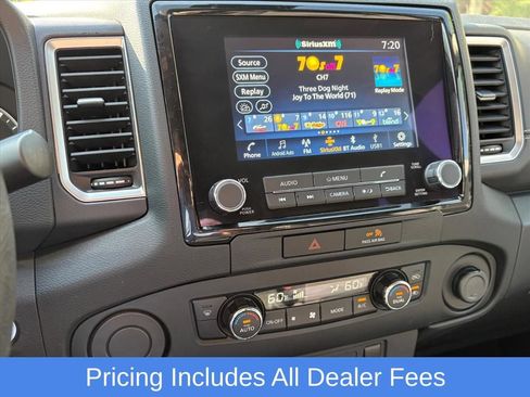 Used 2022 Nissan Frontier SV w/ Technology Package RWD image 12