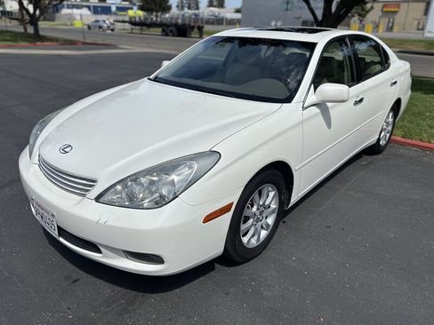 Used 2004 Lexus ES 330 FWD image 5