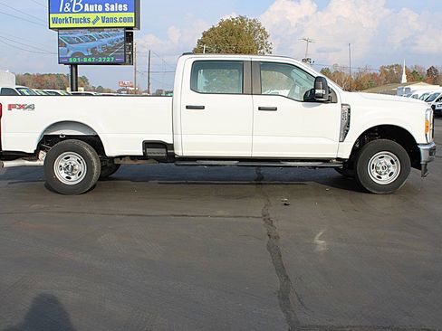 Used 2023 Ford F250 XL w/ FX4 Off-Road Package image 8