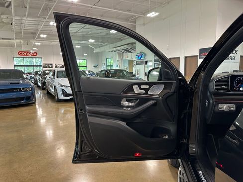 Used 2020 Mercedes-Benz GLE 350 w/ Premium Package image 10