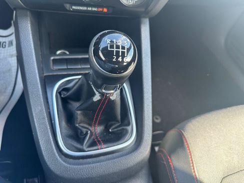 Used 2012 Volkswagen Jetta GLI Autobahn FWD image 20