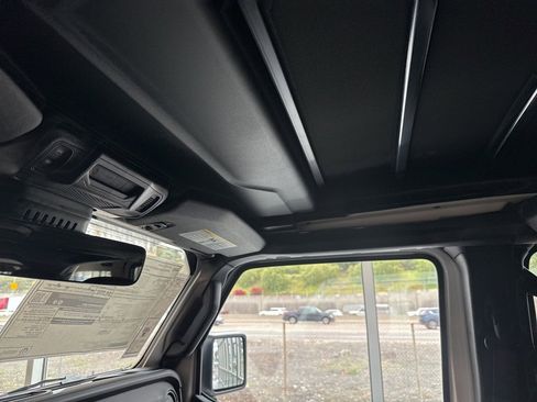 New 2025 Jeep Wrangler Unlimited Rubicon 392 image 20