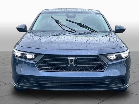 Used 2024 Honda Accord EX image 4