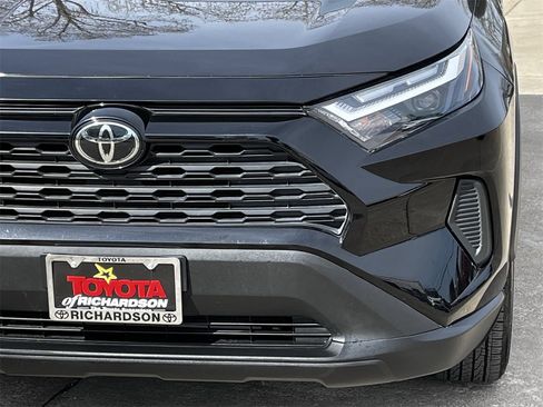Used 2024 Toyota RAV4 LE image 8