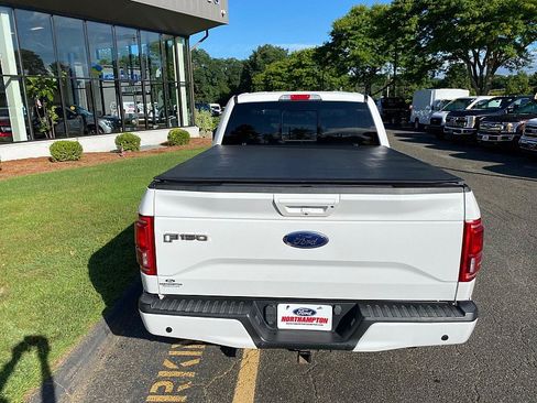 Used 2016 Ford F150 Lariat w/ Equipment Group 502A Luxury AWD/4WD image 9