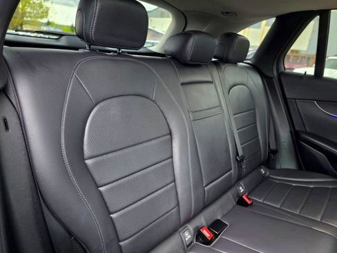 Used 2020 Mercedes-Benz GLC 300 4MATIC image 37