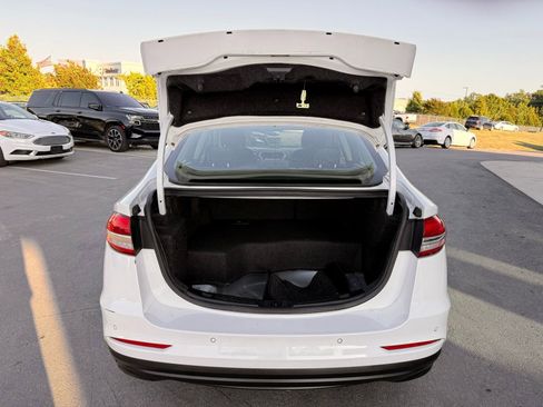 Used 2019 Ford Fusion SE FWD image 41