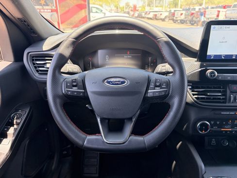 Used 2023 Ford Escape ST-Line Elite w/ Premium Technology Package AWD/4WD image 25