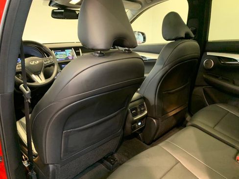 Used 2021 INFINITI QX50 Sensory image 37