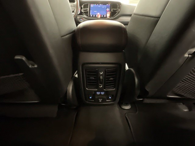 Used 2025 Dodge Durango GT AWD/4WD image 27