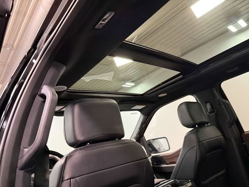 Used 2023 Ford F150 Lariat w/ Equipment Group 502A High image 11