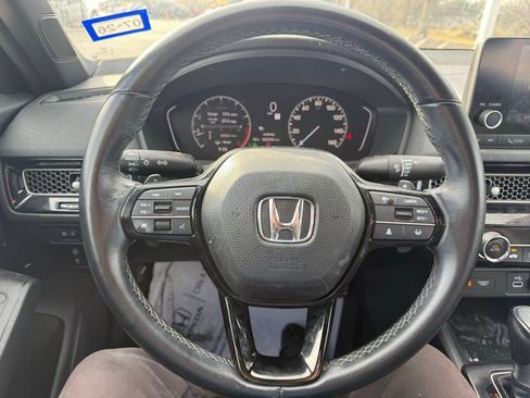 Used 2023 Honda Civic Sport image 11