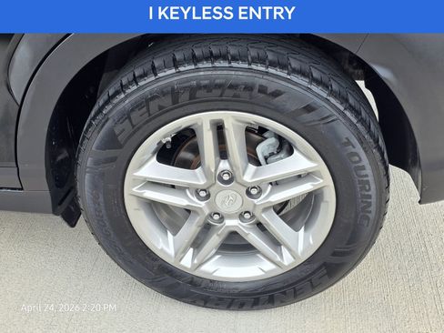 Used 2019 Hyundai Kona SE w/ Cargo Package FWD image 11