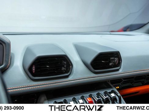 Used 2023 Lamborghini Huracan Tecnica RWD image 70