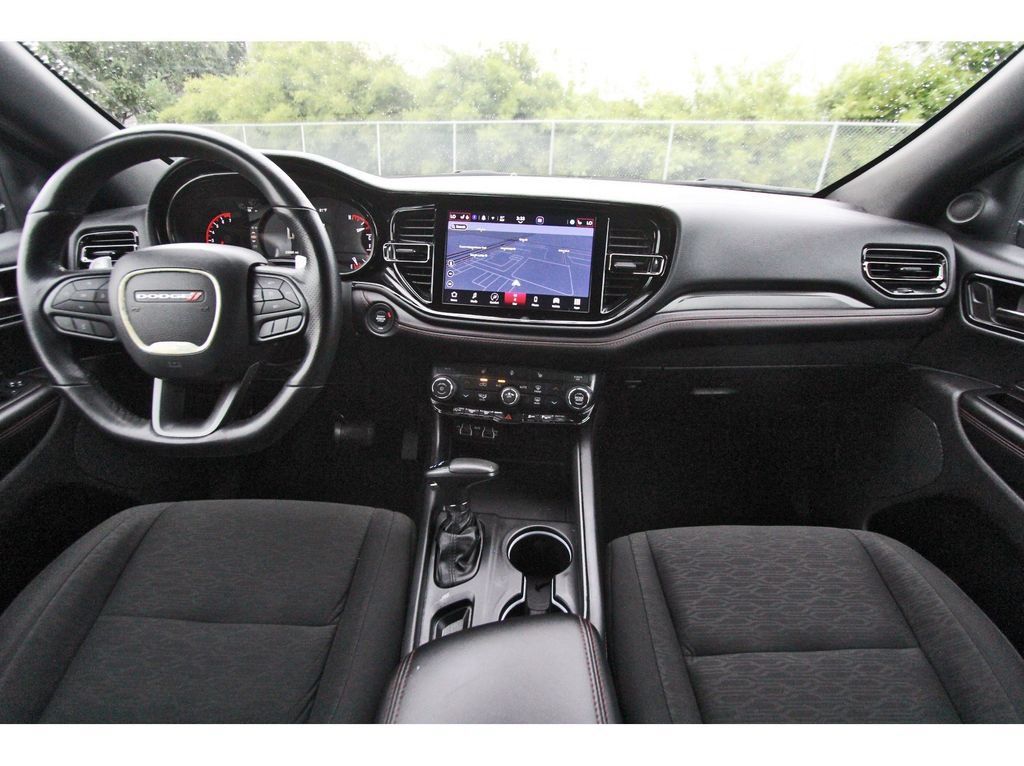 Used 2025 Dodge Durango GT AWD/4WD image 10