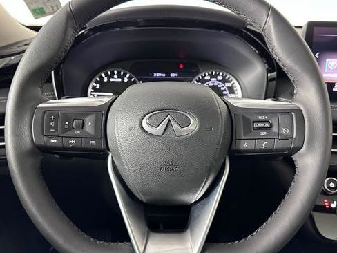 Certified 2025 INFINITI QX60 Pure image 17